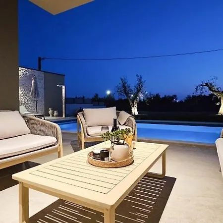 Villa Nona Sonja Novigrad Istria
