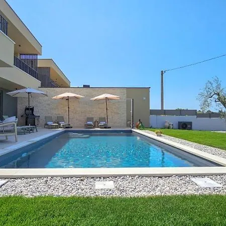 Nona Sonja Villa