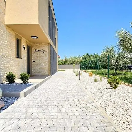 Villa Nona Sonja Novigrad Istria