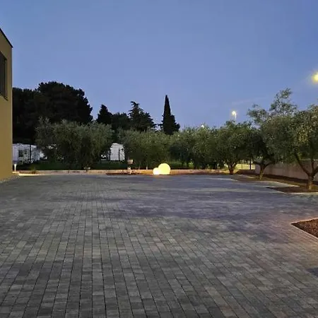Nona Sonja * Novigrad (Istria)